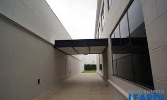 Imagem 2: CASA ASSOBRADADA - JARDIM AMÉRICA - SP