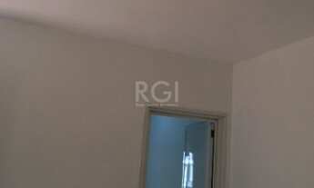 Imagem 5: Porto Alegre - Casa Padrão - Floresta