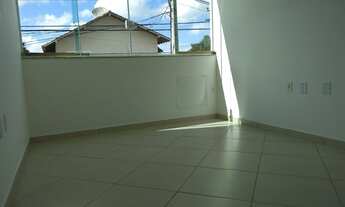 Imagem 2: Casa de 3 quartos, sendo 3 suítes, 1 vaga garagem, no Mirante da Lagoa