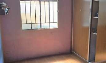 Imagem 5: Casa para venda com 240 metros quadrados em centro - Itatiaiuçu - MG