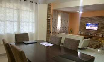 Imagem 2: Linda casa com Piscina, no Japiim *Urgente* Motivo de Viagem