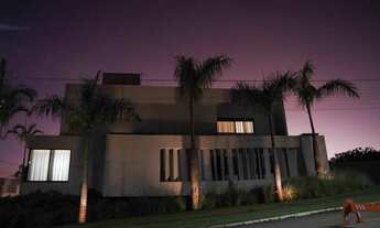 Imagem 2: Casa no Condomínio Anaville com 5 suítes