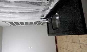 Imagem 6: Linda Kit Net com móveis básicos no Bairro Pantanal a pouquíssimos minutos da UFSC