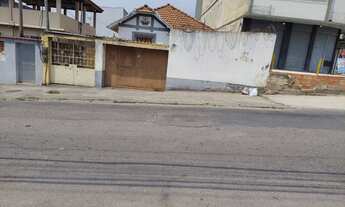 Imagem 2: Casa para venda possui 300 metros quadrados com 7 quartos em Ramos - Rio de Janeiro - RJ