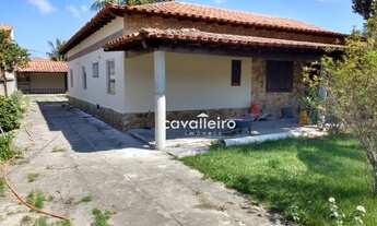 Imagem 2: Casa com 218m² de construção e terreno com 600 m² com piscina e 4 quartos