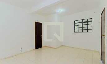 Imagem 4: Casa para Aluguel - Macedo, 2 Quartos, 50 m2