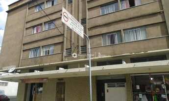 Imagem 2: Apartamento com 2 quartos para alugar, 70 m² por R$ 1.131 - Centro - Juiz de Fora/MG