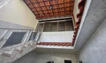 Imagem 2: Casa no jardim bangu2