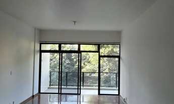 Imagem 4: Tijuca, Rua Carlos Vasconcelos, perto do metrô saens Pena