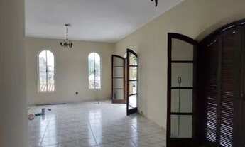 Imagem 7: Casa ASSOBRADADA com 3 dormitórios para alugar, 100 m² por R$ 3.200/mês - Jardim Satélite