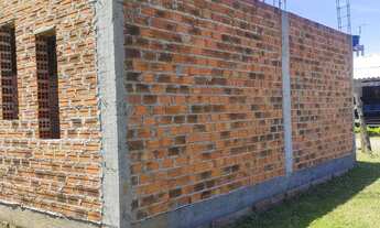 Imagem 4: Casa em construção em lomba grande