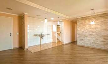 Imagem 2: Apartamento para Aluguel - Vila Galvão, 3 Quartos, 83 m2