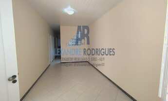 Imagem 5: Vendo - Casa no Aeroporto - 2/4 sendo 1 suíte