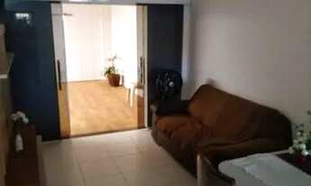 Imagem 2: ALUGO CASA MOBILIADA COM ÁREA DE LAZER PRIVATIVA