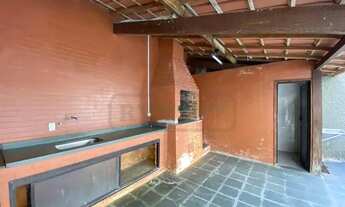 Imagem 6: )(- Linda Casa Triplex com 6 Quartos Piscina e 4 Vagas em Jardim Glória