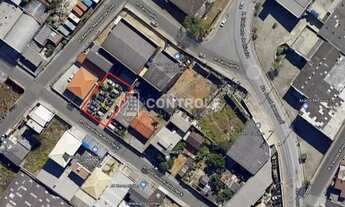 Imagem: WE)Terreno com 400m² localizado no Bairro