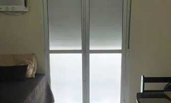 Imagem 5: Studio Mobiliado No Gonzaga, Quadra da Praia -Apto de Frente com sacada