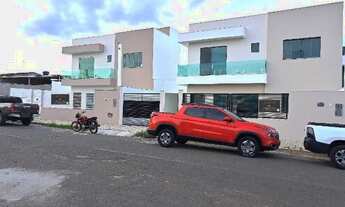 Imagem 2: )Belô Duplex Garagem para 2Carros -Extraordinária Localização ,Casa de 3/4 no Parque Ipe