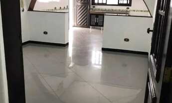 Imagem 4: Sobrado à venda em Cotia, Jardim Leonor, com 4 quartos, com 172 m²