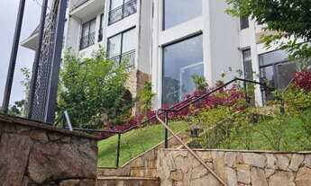 Imagem 2: Triplex à venda 330 mil abaixo da tabela no Capivari em C. do Jordão - Ótima localização