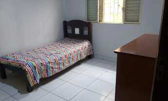 Imagem: Alugo quarto para moças