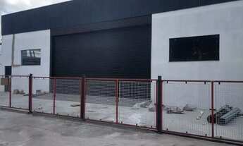 Imagem 7: Excelente oportunidade na Av Andrômeda, galpão/loja novinho, amplo, estacionamento e mais