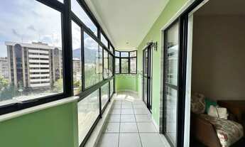 Imagem 2: Apartamento exclusivo à venda com 2 quartos sendo 1 suíte + dependência, 87 m² em Agriões