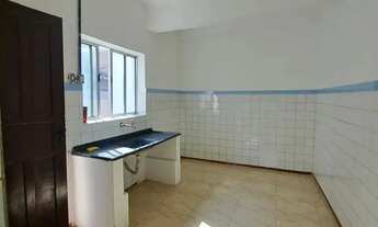 Imagem 2: Imóvel para aluguel possui 40 metros quadrados com 1 quarto em Mutinga - Osasco - SP