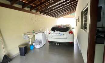 Imagem 2: Casa residencial disponível para venda no bairro Nova Uberlândia em Uberlândia-MG