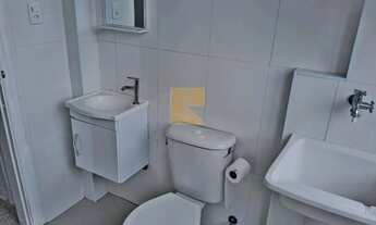 Imagem 4: Imóvel aconchegante com 1 quarto, sendo 1 suíte, e 1 banheiro no total