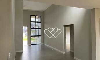 Imagem 7: Casa Moderna e Confortável no Condomínio Terras Alpha, em Gravataí - Ideal para Sua Famíli