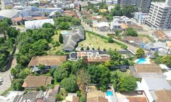 Imagem 5: Casa de Alvenaria - Venda - 03 dormitórios - 662m2 - Piscina - Rua Humaita - Eugênio Schne