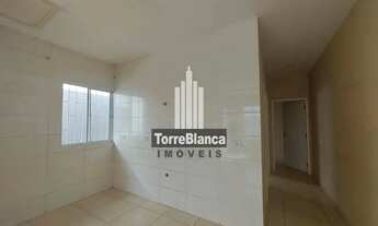 Imagem 4: Locação - Casa com 2 quartos, 3 vagas de garagem, Quintal Amplo, 51 m², Contorno