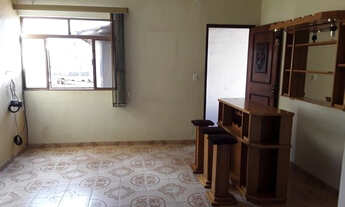 Imagem 7: Casa semi-mobiliada com cobertura e churrasqueira na Av. Olegário Maciel, Ubá-MG