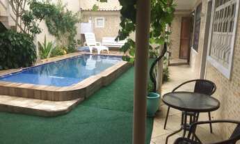 Imagem: Casa em Arembepe com piscina e churrasqueira