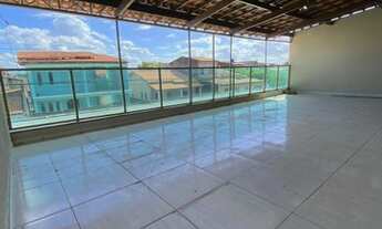 Imagem: Casa com 4/4 sendo 2 Suítes, no Parque