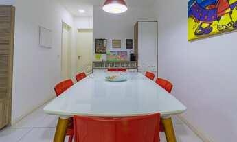 Imagem 2: Apartamento de gardem mobiliado com 2 quartos no Muro Alto condomínio Club/ Porto de Galin