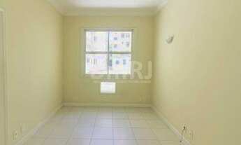 Imagem 2: Quarto e Sala, vista ampla, reformado