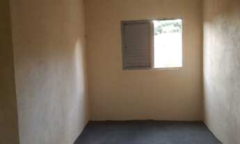 Imagem 2: Casa 3 comodos banheiro mais um cômodo inativo no fundo sendo total 4