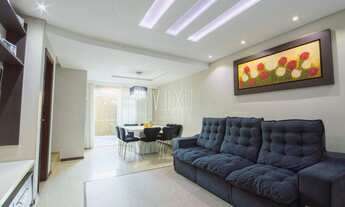 Imagem: CURITIBA - Casa Padrão - Xaxim