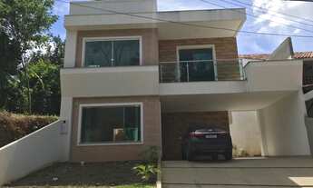 Imagem: Casa Duplex a Venda na Avenida do Turismo