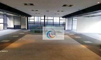 Imagem: Concreto Aparente Pele de Vidro Ar Condicionado