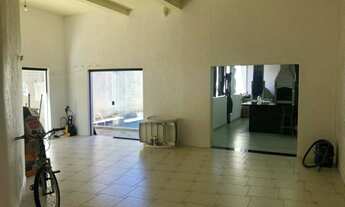 Imagem 5: Sobrado para venda com 390 metros quadrados com 3 quartos