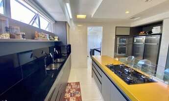 Imagem 4: Apartamento para venda possui 172 metros quadrados com 3 quartos em Miramar - João Pessoa