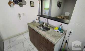 Imagem 5: Apartamento à Venda - Cabral, 2 Quartos, 45 m²