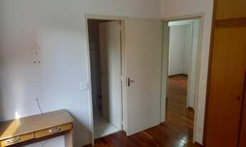 Imagem 5: Sua localização é privilegiada ao lado do supermercado COOPERCICA, próximo à farmácias, po