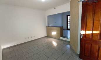 Imagem 2: Casa com 3 dormitórios para alugar, por R$ 1.350/mês - Vila Paulista - Botucatu/SP