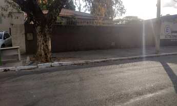 Imagem 3: Casa para venda tem 289 metros quadrados com 4 quartos em Setor Central - Goiânia - GO