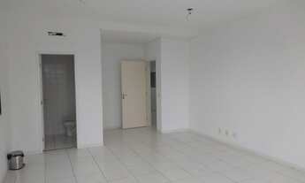 Imagem 4: Sala comercial no Jd . Aquarius, com 40 m², 1 vaga