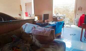 Imagem 4: /Vendo casa próxima à garagem da Eucatur - Aceita Contrato de Gaveta